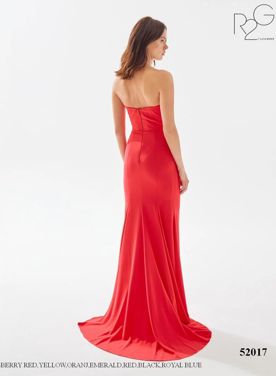 Tarik Ediz - 52017 - Sleeveless Fitted Crepe Gown